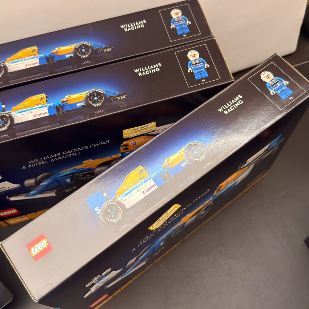 LEGO 10353 Formula 1 Williams Racing FW14B Nigel Mansell Mini Figure New - Picture 5 of 5